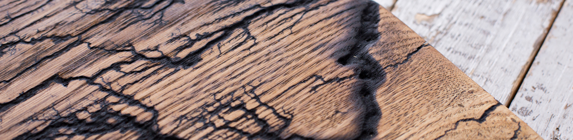 What Wood Oil to Use on Oak Furniture?